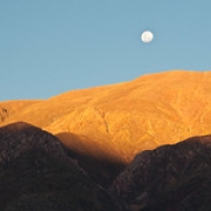 Moonrise over Purmamarca • <a style="font-size:0.8em;" href="https://www.flickr.com/photos/54090369@N05/7627132044/" target="_blank">View on Flickr</a>